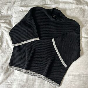 In my closet - Ann Taylor Black and Gray Ribbed Tunic